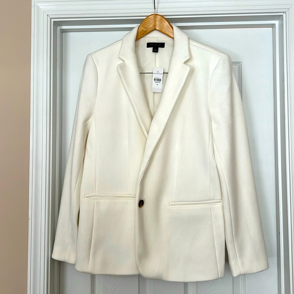 NWT Ann Taylor Hutton Blazer